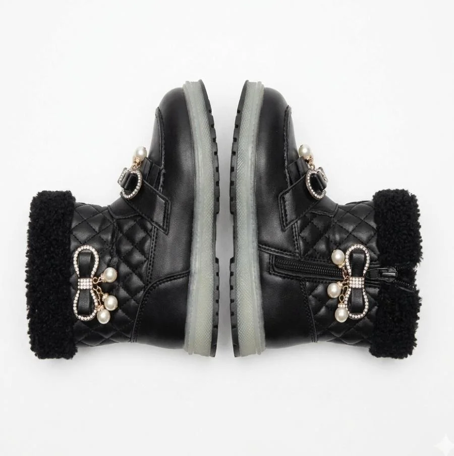 Black winter Boots